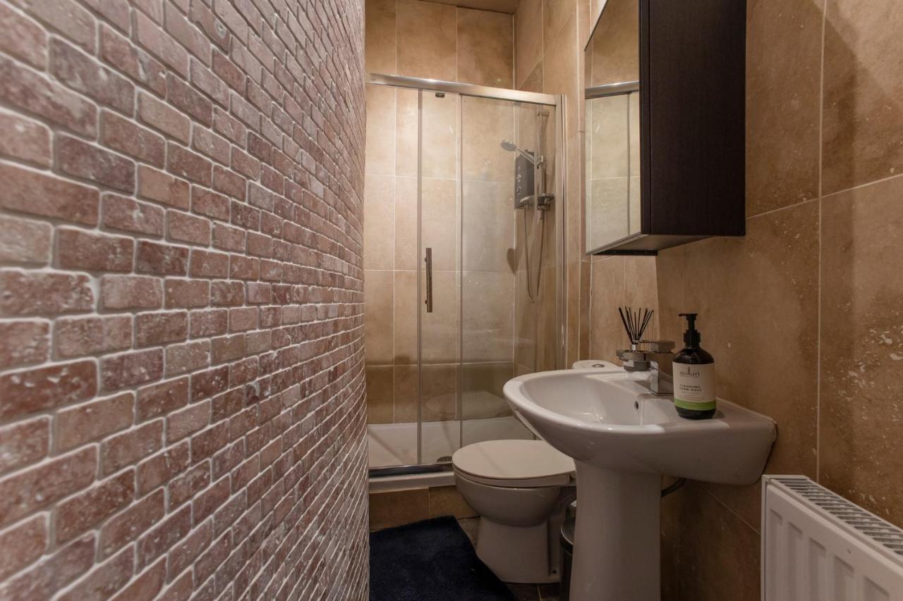 Апартаменты 2 Bed In Great Location 15-20 Minutes Walk To Sec Глазго Экстерьер фото